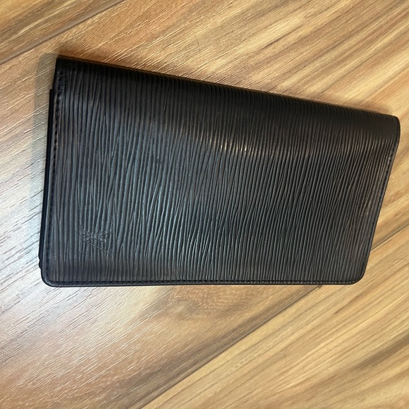 Louis Vuitton Handbags - Louis Vuitton Epi Wallet